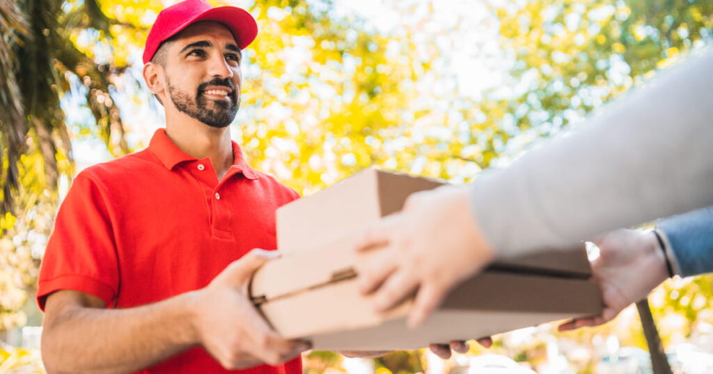 The Role of Lumpers in Optimizing Last Mile Delivery: What Most Businesses Overlook