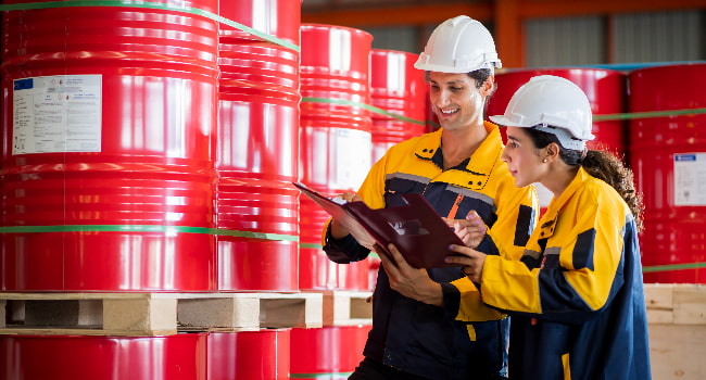 Warehouse Hazmat Safety Checklists & Compliance Monitoring